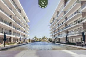 2BR Condo Right Next to the Beach - Pool & Palapa